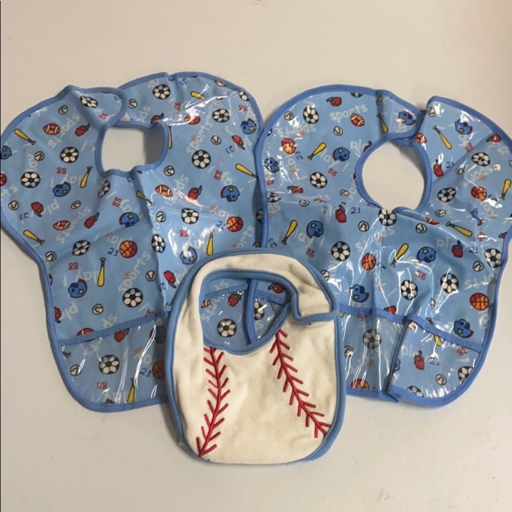 Lot of 3 baby bibs